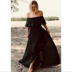 The Stellar Maxi in black NWT
